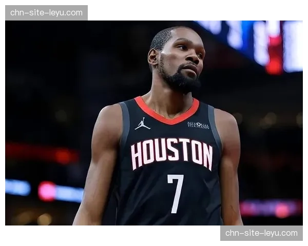 火箭杜兰特无球转型见效 球权使用率下降释放申京轴心作用 火箭杜兰特无球转型见效 球权使用率下降释放申京轴心作用